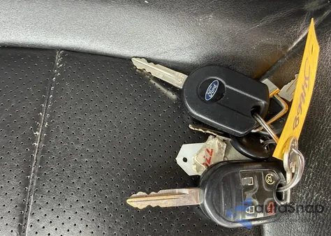 2013 Ford F150 Supercrew из США, поврежденный, VIN 1FTFW1ET8DFA08285